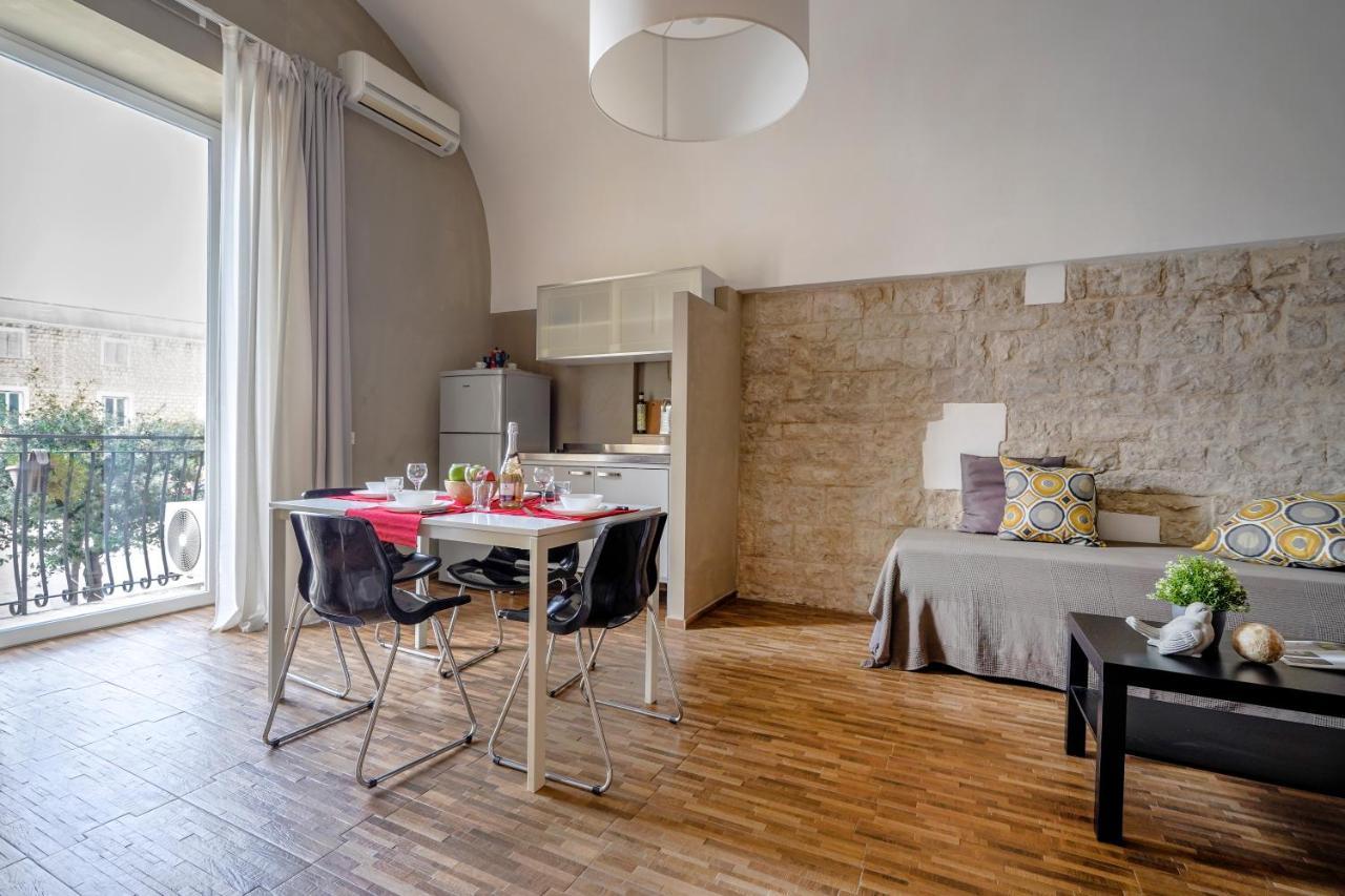 Winnili Apartments Trani Eksteriør billede